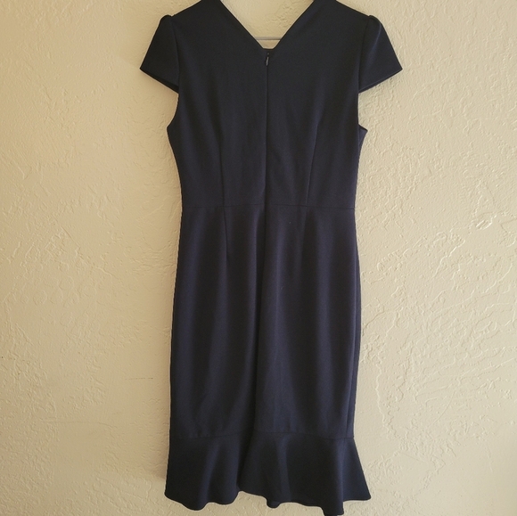 Betsey Johnson Stretch Crepe Dress Size 8 - Picture 4 of 8